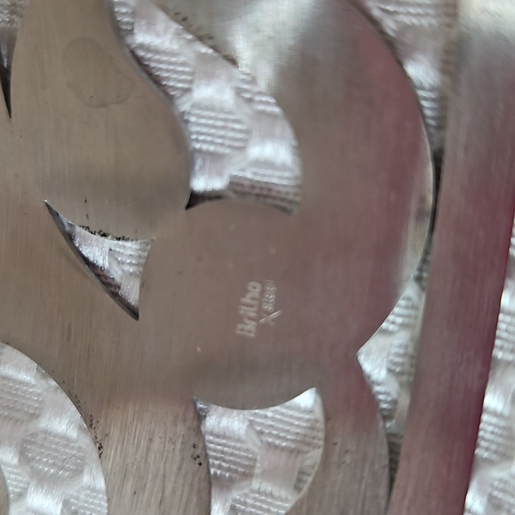 Brilho Silver Cutout Cuff Bracelet - Picture 6 of 6